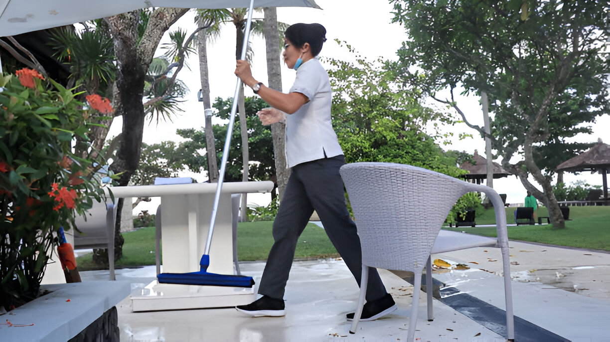 Villa Deep Cleaning - West Bay